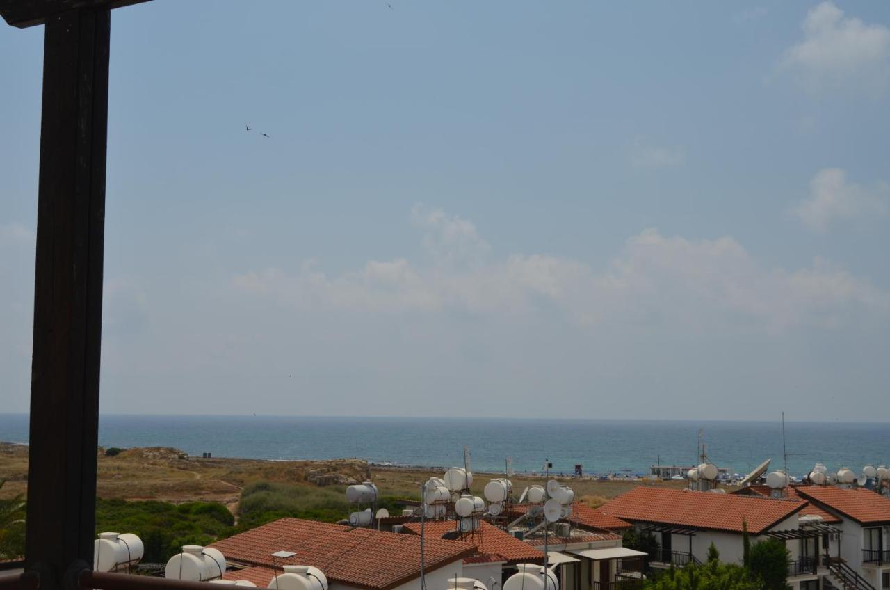 Caiti'S Place Apartment Paphos Ngoại thất bức ảnh